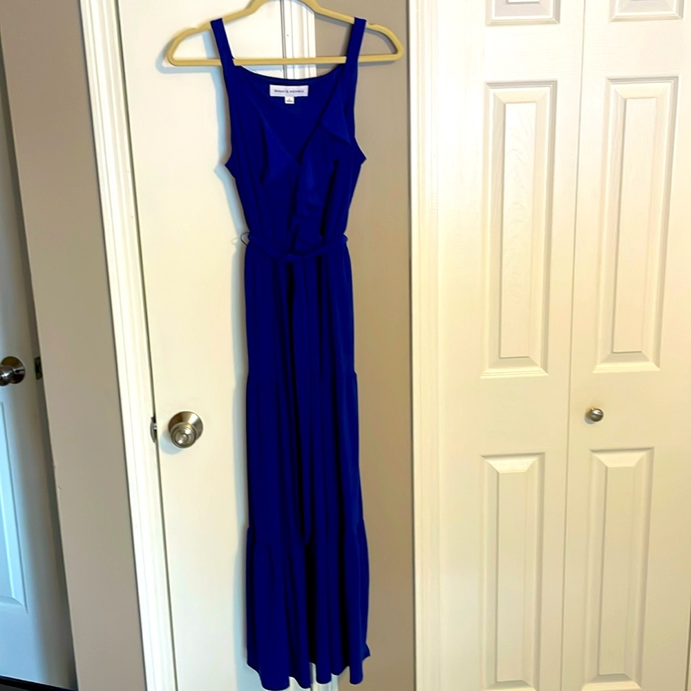 Emma & Michele tiered dress with belt